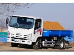 Isuzu N75.190 s nosičem kontejnerů