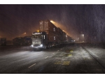 Video: Volvo FH16  rozjezde z klidu 750tunový náklad